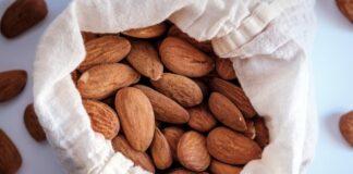 How to make almond milk?